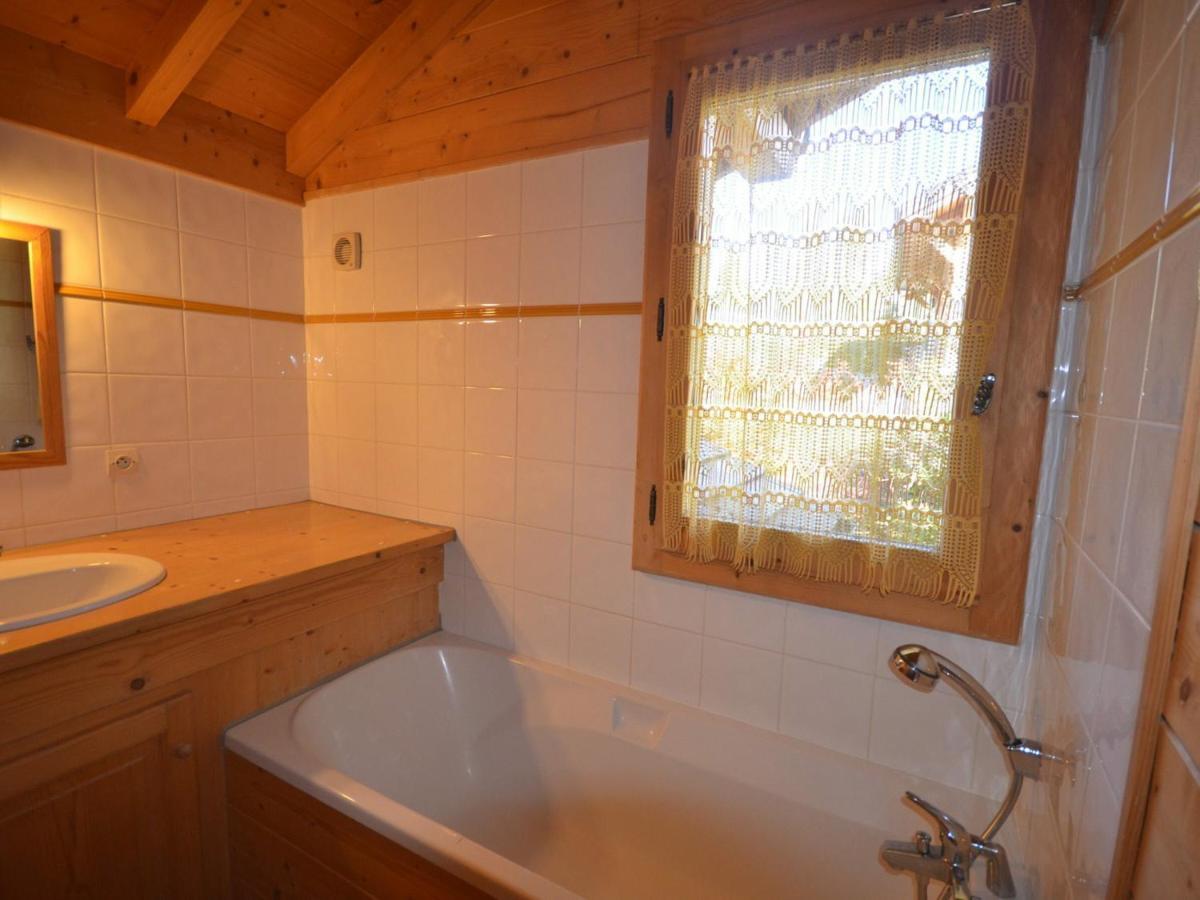 Chalet Cosy Aux Gets, Proche Du Lac Avec Sauna Et Parking Prive - Fr-1-623-58 Les Gets Εξωτερικό φωτογραφία